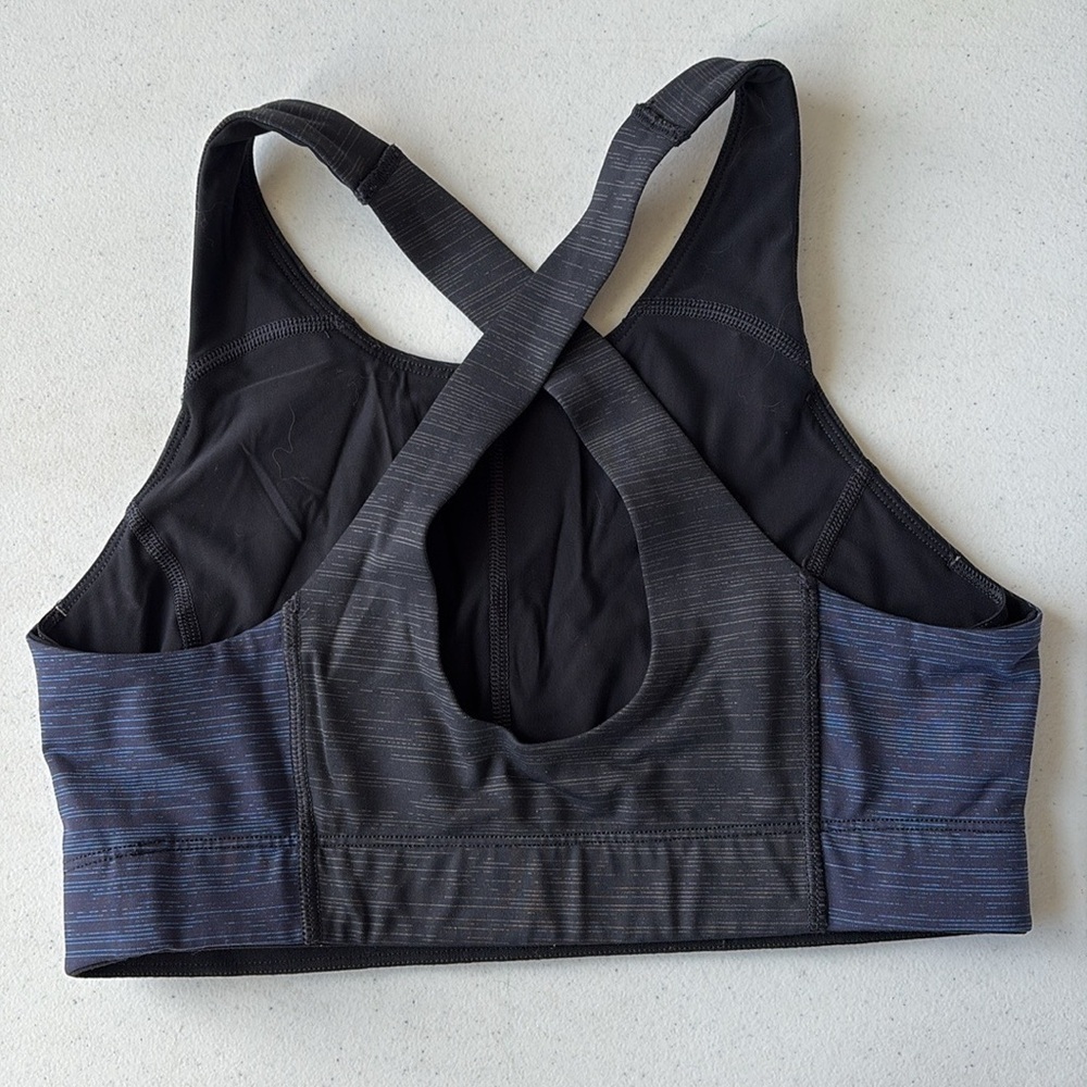 Outdoor Voices Sports Bra  SMALL - Picture 2 of 3